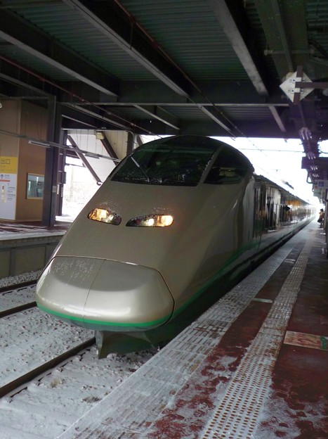 Photos: 今日は新幹線