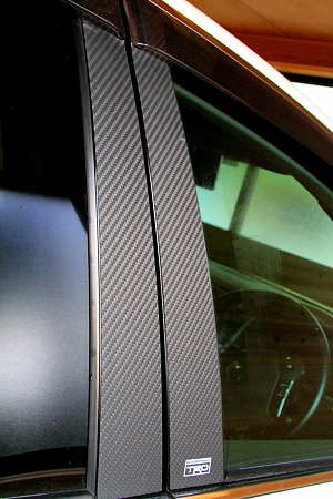 TRD_Carbon_pillar_garnish_2