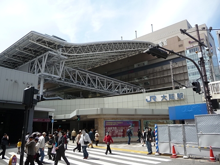 110416-17 大阪駅 (53)