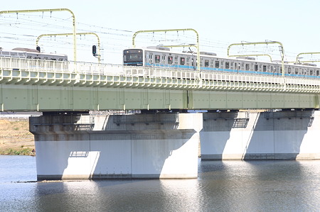 多摩川 小田急線