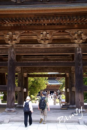 三門・・鎌倉建長寺にて・・1