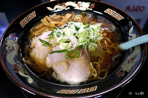 しょう油ラーメン P1050774.jpg