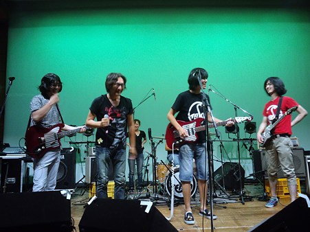 KOTARO AND THE BIZZARE MEN AND HANPEI